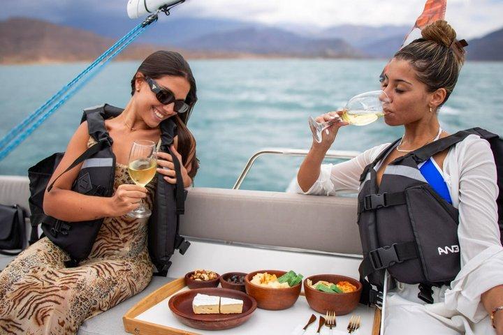 Sailing boat ride in Potrerillos Mendoza