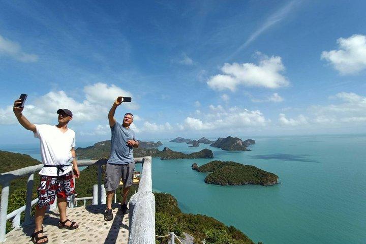 Ang Thong Speedboat Tour from Koh Samui with Kayaking