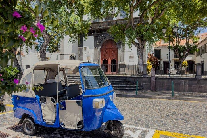 Private Funchal Monte Toboggan & Old Town Tuk Tuk Tour