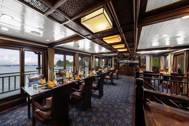 Hanoi: 2D1N Scenic Bai Tu Long Bay Journey on Garden Peak Cruise