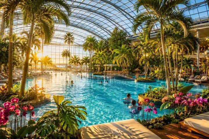 Therme Bucharest Entry Ticket with Local Assistance