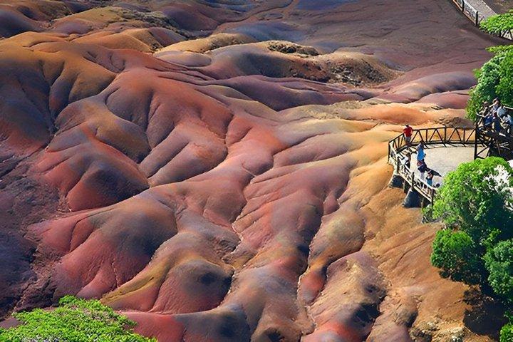 Seven Coloured Earth and South Coast Wonders Tour