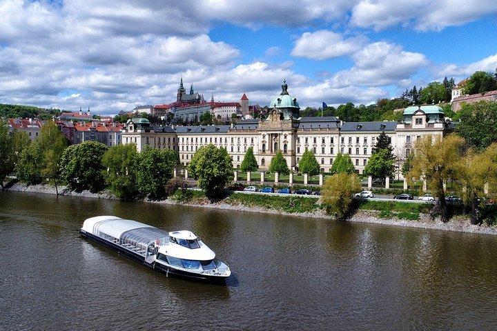 Prague Glass Boat Lunch Cruise with Scenic Views (2 Hours)