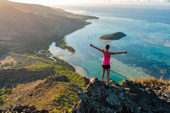 Mauritius: Le Morne: Intimate Sunrise & Sunset Hike, 1-6 Guests