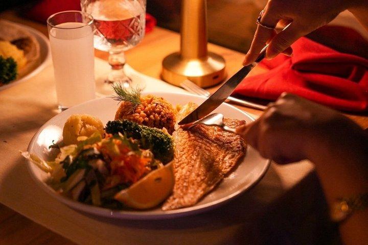 Istanbul Bosphorus Dinner Cruise and Show with Private Table