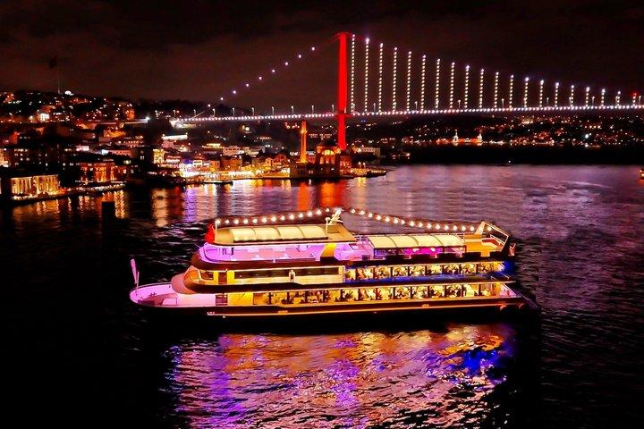 Istanbul Bosphorus Dinner Cruise and Show with Private Table