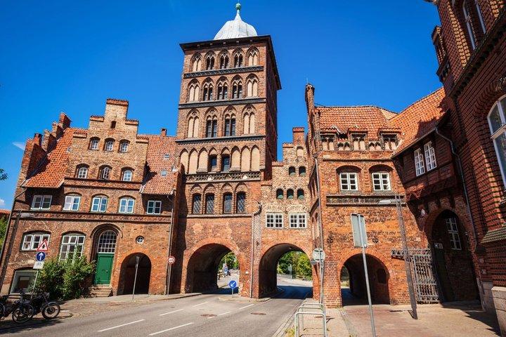 Lübeck Scavenger Hunt & Highlights Self-Guided Walking Tour