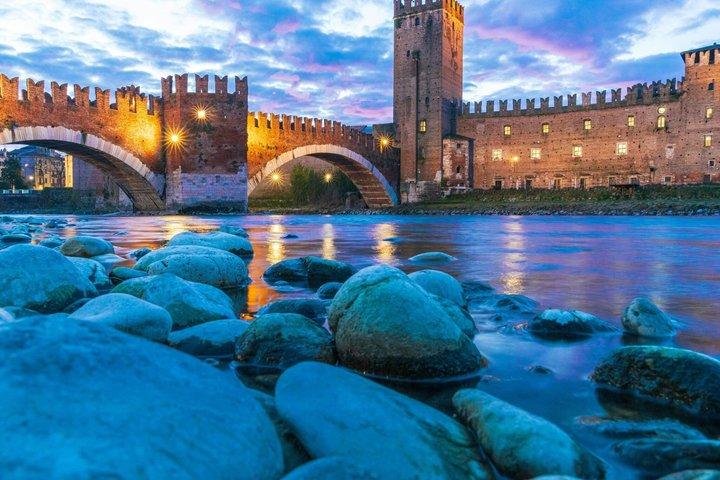 Verona Scavenger Hunt & Highlights Self-Guided Walking Tour