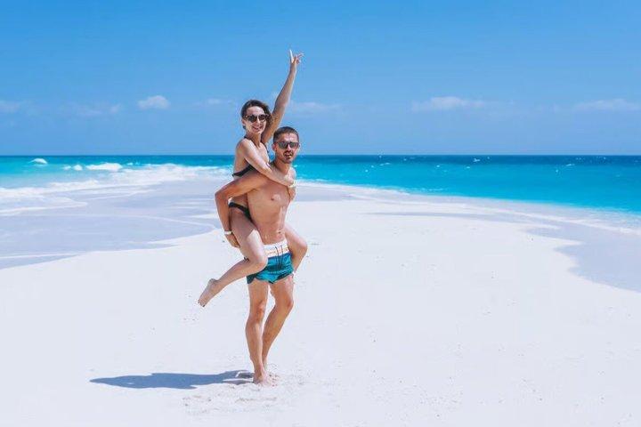Zanzibar: Amazing white sandbank & snorkeling with BBQ Lunch