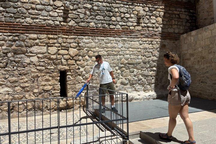 Split Walking Tour Adria Aura Guide