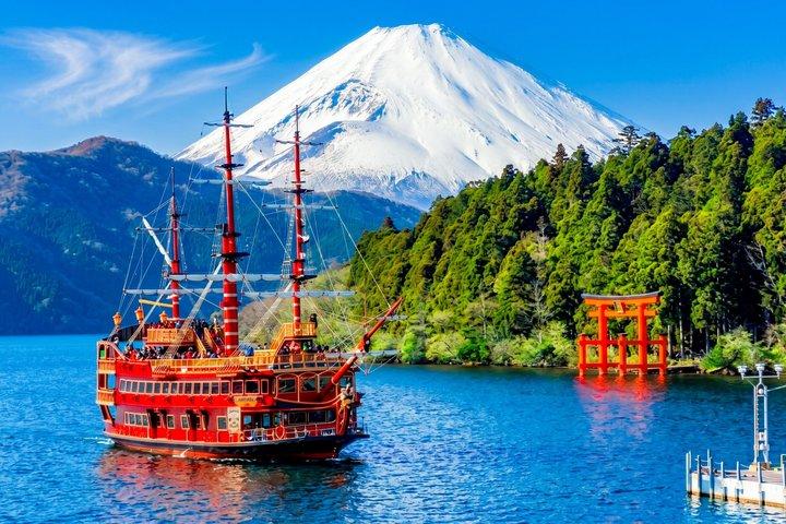 From Tokyo: Mt. Fuji, Hakone, Owakudani & Lake Ashi Bus Tour
