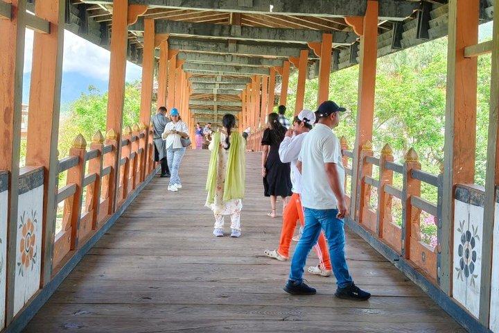 A Complete Trip of Bhutan in 7 Days with Phobjikha Valley