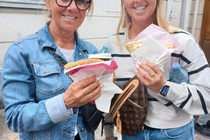 Crepes, Chocolates and Macarons in Montmartre