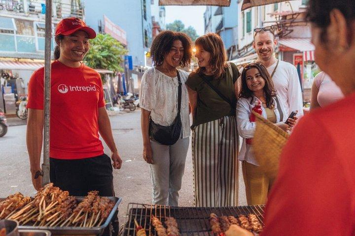 Eat Like a Local: Hanoi Street Food Adventure