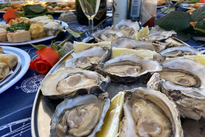 Half-Day Sandwich Harbour Tour from Walvis Bay with Lunch