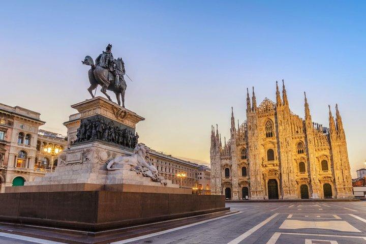 Milan Scavenger Hunt & Highlights Self-Guided Walking Tour