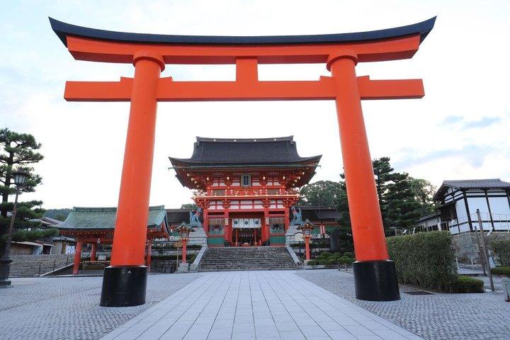Kyoto Luxury Private Car Tour with Local Guide-Nara&Osaka Options