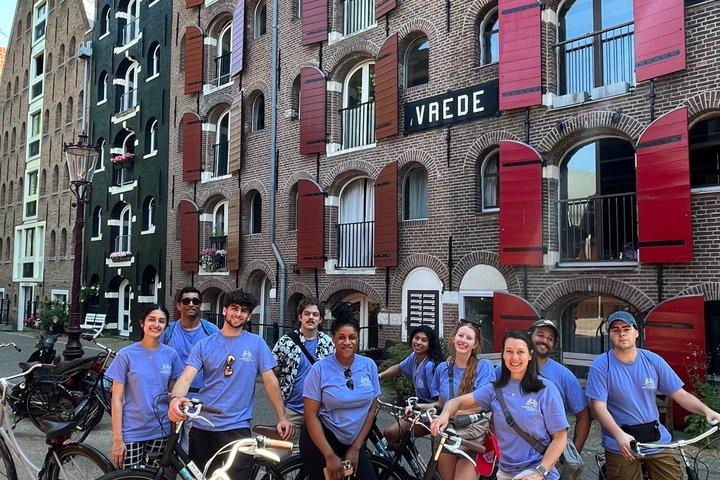 Amsterdam Bicycle Tour with Guide in English