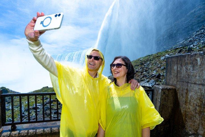 Niagara Falls Boat Cruise & Journey Behind the Falls Tour