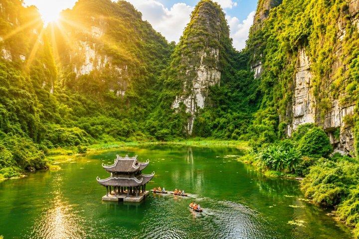 From Ninh Binh: Bich Dong, Hoa Lu, Trang An, Mua Cave Small Group