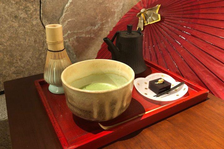 Special JAPAN Package: Luxury Kimono shoot & Premium Tea Tasting