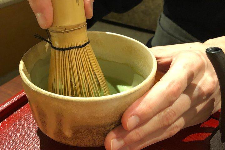 Special JAPAN Package: Luxury Kimono shoot & Premium Tea Tasting