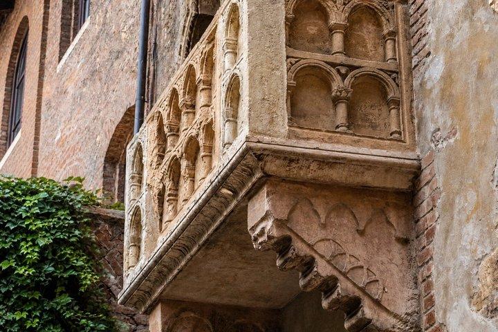 Juliet’s House and Balcony Fast-Track Ticket & Audio Guide