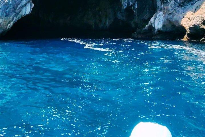 Positano Boat Tour with Swimming & Photography from Amalfi